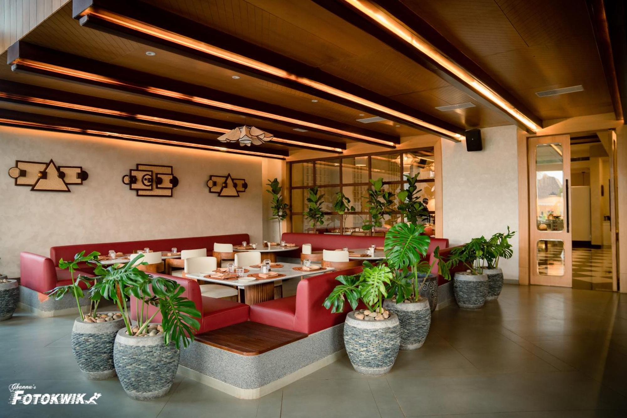 Maira Resort And Convention Centre Rāipur Buitenkant foto