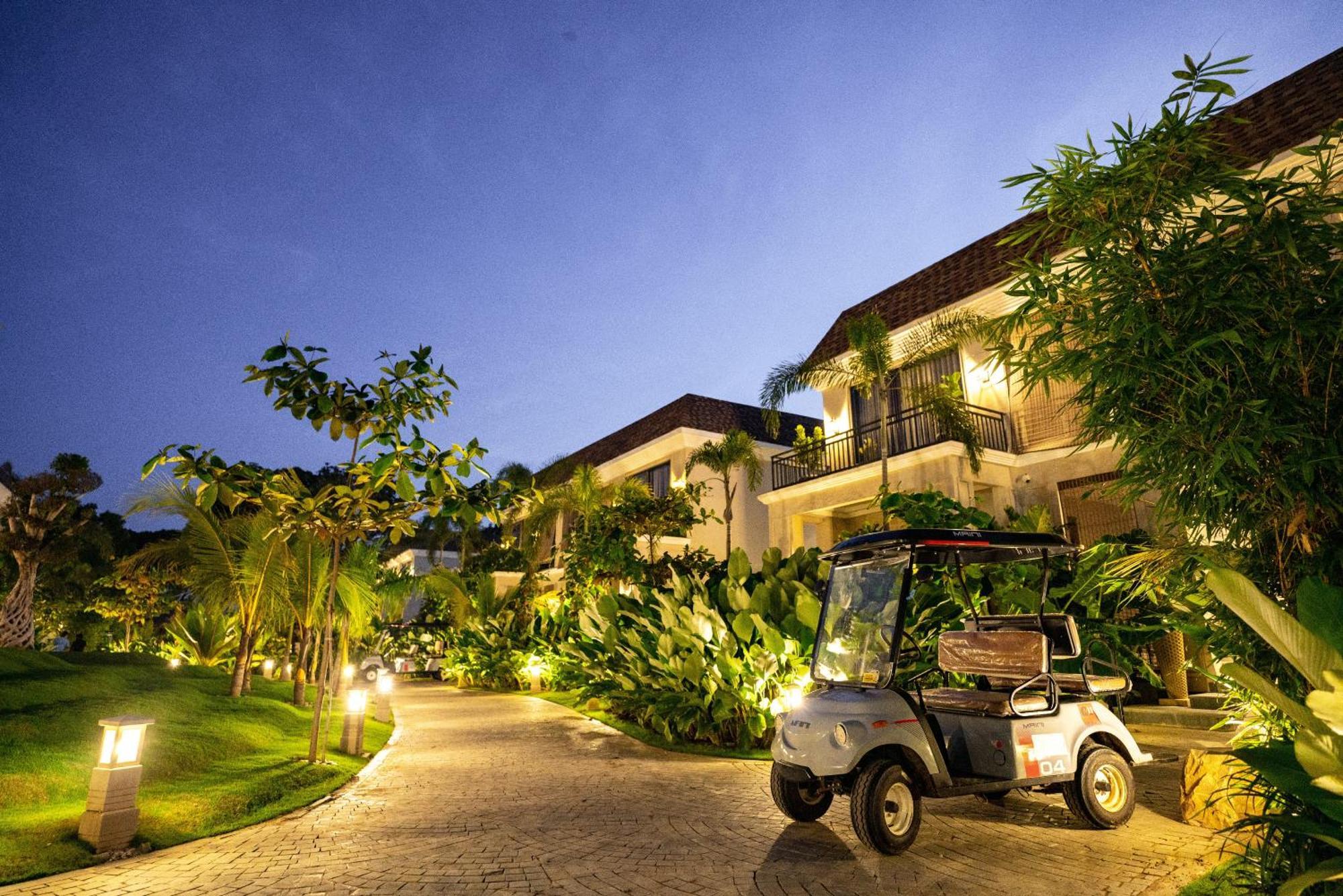 Maira Resort And Convention Centre Rāipur Buitenkant foto