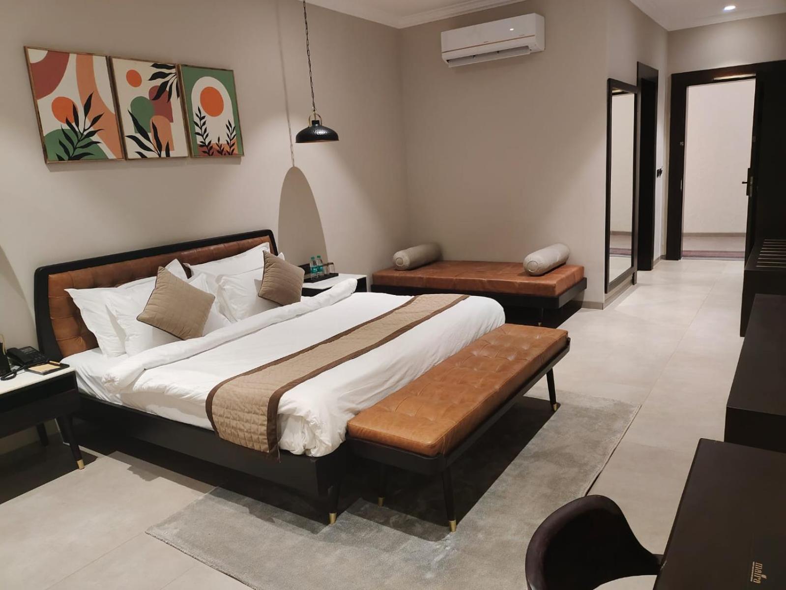Maira Resort And Convention Centre Rāipur Buitenkant foto